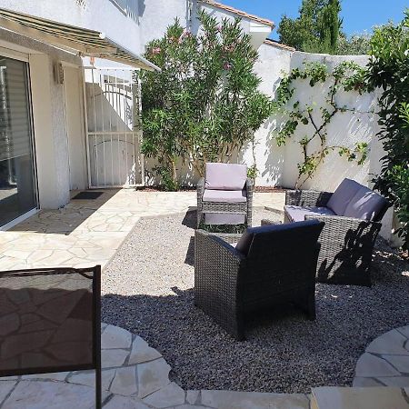 Charmant Logement Avec Piscine Saint-Feliu-d'Avall Exterior photo